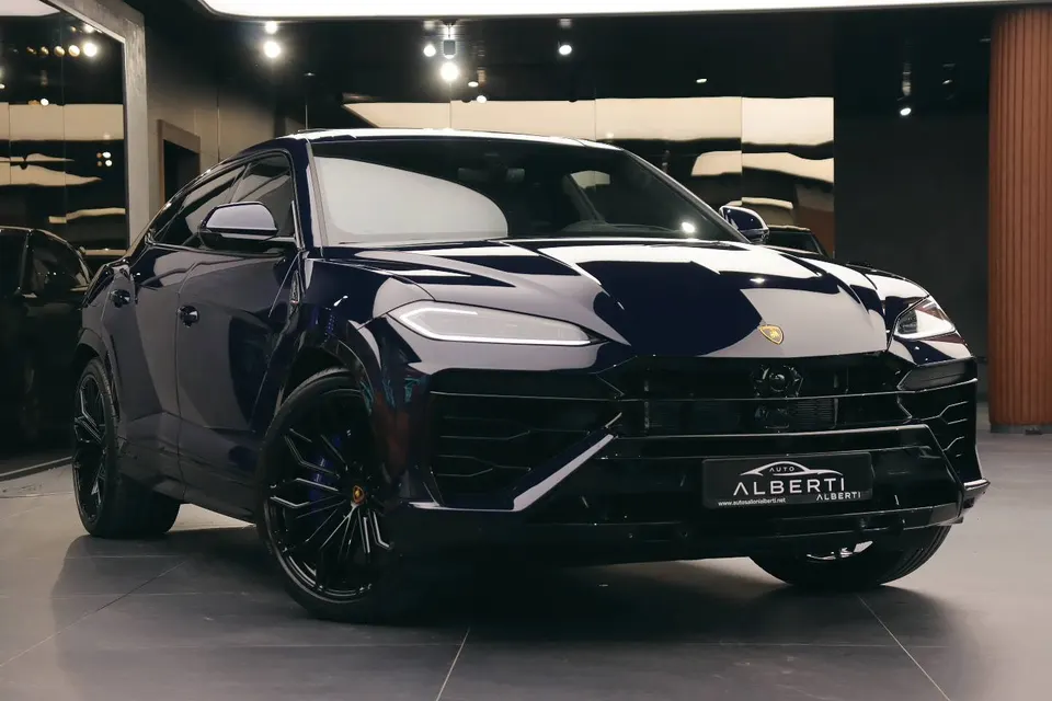 Lamborghini URUS SE