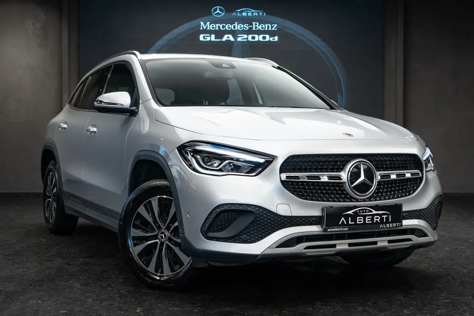 Mercedes-Benz GLA-200D